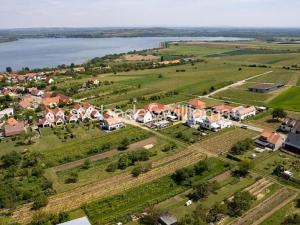 Prodej pozemku pro bydlení, Mikulov, Rudolfa Gajdoše, 1218 m2