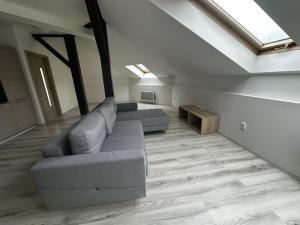Pronájem bytu 2+kk, Praha - Vinohrady, Rumunská, 62 m2