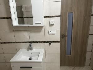 Pronájem bytu 2+kk, Praha - Vinohrady, Rumunská, 62 m2