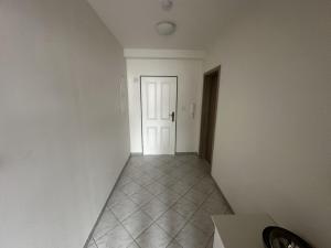 Pronájem bytu 2+kk, Praha - Vinohrady, Rumunská, 62 m2