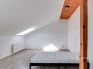 Pronájem bytu 1+kk, Praha - Horní Počernice, Mezihoří, 30 m2