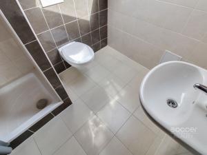 Pronájem bytu 1+kk, Praha - Horní Počernice, Mezihoří, 30 m2