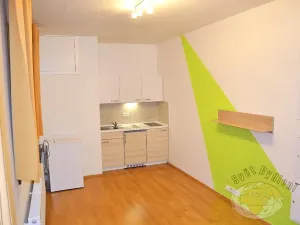 Pronájem bytu 1+kk, Praha - Jinonice, V zářezu, 21 m2