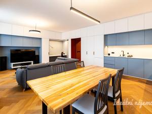 Pronájem bytu 2+kk, Praha, Světova, 75 m2