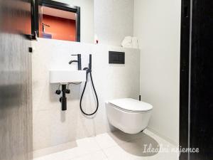Pronájem bytu 2+kk, Praha, Světova, 75 m2