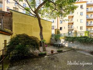Pronájem bytu 2+kk, Praha, Světova, 75 m2