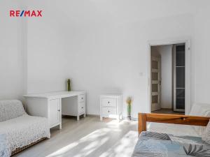 Pronájem bytu 2+1, Praha - Vršovice, Volyňská, 59 m2