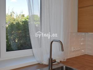 Pronájem bytu 2+kk, Jihlava, Třebízského, 42 m2