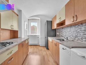 Prodej rodinného domu, Dolní Zálezly, Dlážděná, 180 m2
