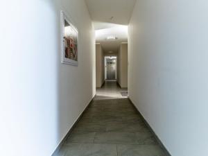 Pronájem bytu 2+kk, Praha - Holešovice, U Pergamenky, 60 m2