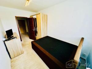 Prodej bytu 2+kk, Dubí, Koněvova, 38 m2