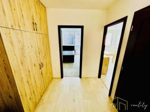Prodej bytu 2+kk, Dubí, Koněvova, 38 m2