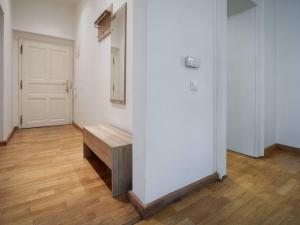 Pronájem bytu 2+kk, Praha - Holešovice, Dělnická, 46 m2
