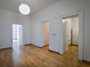 Pronájem bytu 2+kk, Praha - Holešovice, Dělnická, 46 m2