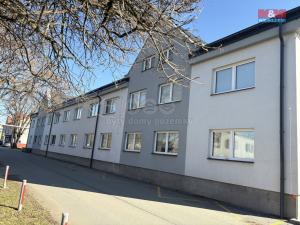 Pronájem bytu 1+kk, Pardubice - Semtín, 28 m2