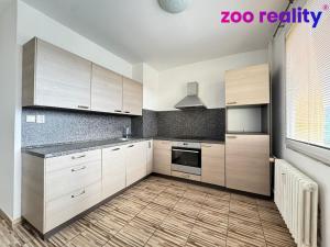 Pronájem bytu 2+1, Chomutov, Holešická, 62 m2