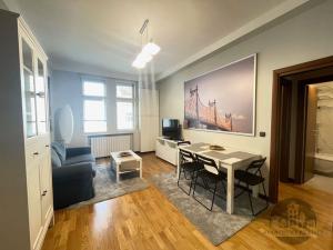Pronájem bytu 2+kk, Praha - Vinohrady, Slavíkova, 36 m2
