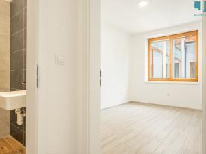 Pronájem bytu 2+kk, Třebíč, Karlovo nám., 50 m2