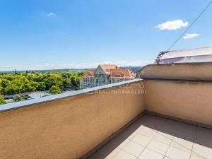 Pronájem bytu 2+1, Praha, Hollarovo náměstí, 77 m2