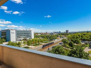 Pronájem bytu 2+1, Praha - Vinohrady, Hollarovo náměstí, 77 m2