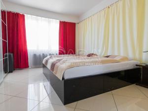 Pronájem bytu 2+1, Praha - Vinohrady, Hollarovo náměstí, 77 m2