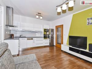 Prodej bytu 2+kk, Praha - Hloubětín, Nademlejnská, 38 m2