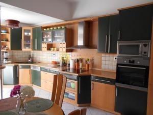 Prodej rodinného domu, Hradec Králové - Pouchov, K Zastávce, 180 m2
