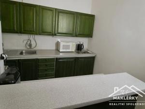 Pronájem kanceláře, Kolín, Karlovo náměstí, 132 m2