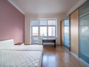 Pronájem bytu 3+1, Pardubice, Smilova, 106 m2