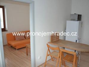 Pronájem bytu 1+1, Hradec Králové, Na Pastvinách, 35 m2