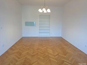 Pronájem bytu 1+1, Hradec Králové, Horova, 45 m2