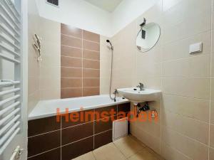 Pronájem bytu 2+1, Ostrava - Poruba, Opavská, 54 m2