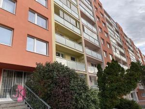 Pronájem bytu 2+kk, Praha - Horní Měcholupy, Veronské nám., 45 m2