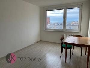 Pronájem bytu 2+kk, Praha - Horní Měcholupy, Veronské nám., 45 m2