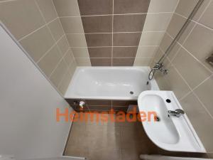 Pronájem bytu 2+1, Karviná - Nové Město, Kořenského, 55 m2
