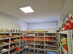 Pronájem obchodního prostoru, Ostrava - Moravská Ostrava, Sokolská třída, 72 m2