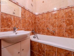 Prodej bytu 2+1, Ostrava, Svazácká, 52 m2