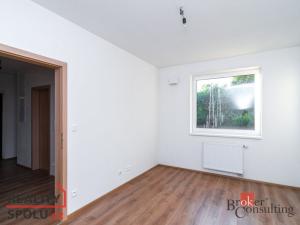 Prodej bytu 2+kk, Pardubice - Pardubičky, Východní, 52 m2