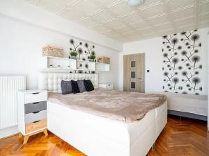 Pronájem bytu 2+1, Vrchlabí, Tyršova, 50 m2