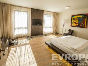 Prodej bytu 3+kk, Beroun - Beroun-Závodí, Na Veselou, 117 m2