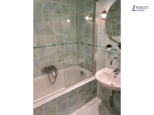 Prodej bytu 2+1, Příbram - Příbram VII, třída Osvobození, 53 m2