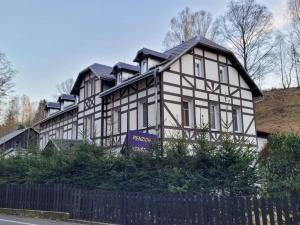 Prodej ubytování, Jetřichovice, 640 m2