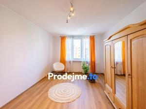Prodej bytu 3+1, Praha - Kamýk, Zárubova, 84 m2