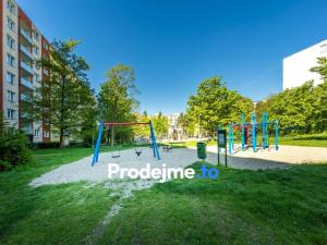 Prodej bytu 3+1, Praha - Kamýk, Zárubova, 84 m2