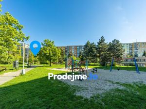 Prodej bytu 3+1, Praha - Kamýk, Zárubova, 84 m2