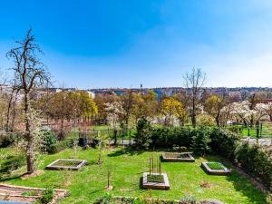 Pronájem bytu 3+kk, Praha, Na Petynce, 83 m2