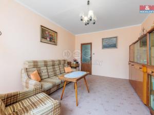 Prodej bytu 2+1, Karlovy Vary - Stará Role, Družstevní, 64 m2