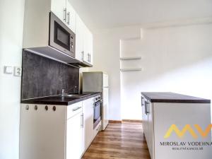 Prodej bytu 2+kk, Pardubice - Bílé Předměstí, Bubeníkova, 45 m2