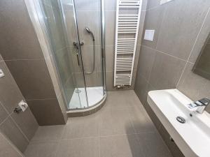Pronájem bytu 2+kk, Praha - Nové Město, Lípová, 58 m2