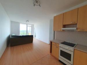 Pronájem bytu 2+kk, Praha - Troja, Hnězdenská, 51 m2